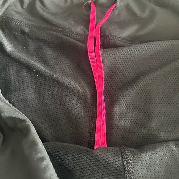 Athleta Women's Second Wind Pleated Skort Black Pink Tennis Zipper Pocket M - Picture 4 of 10